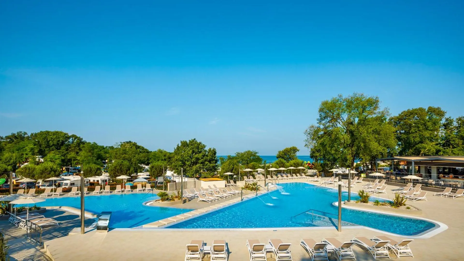 Holiday park Sunflower Camping Villa Novigrad