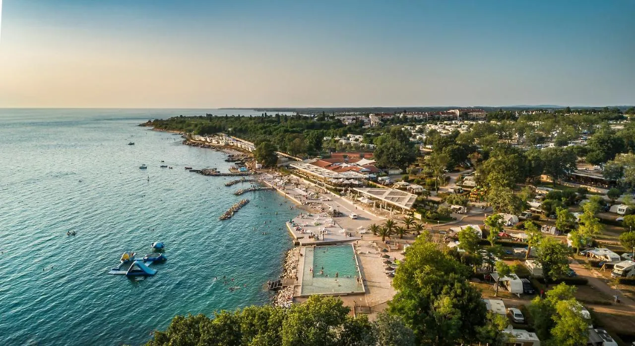 Holiday park Sunflower Camping Villa Novigrad