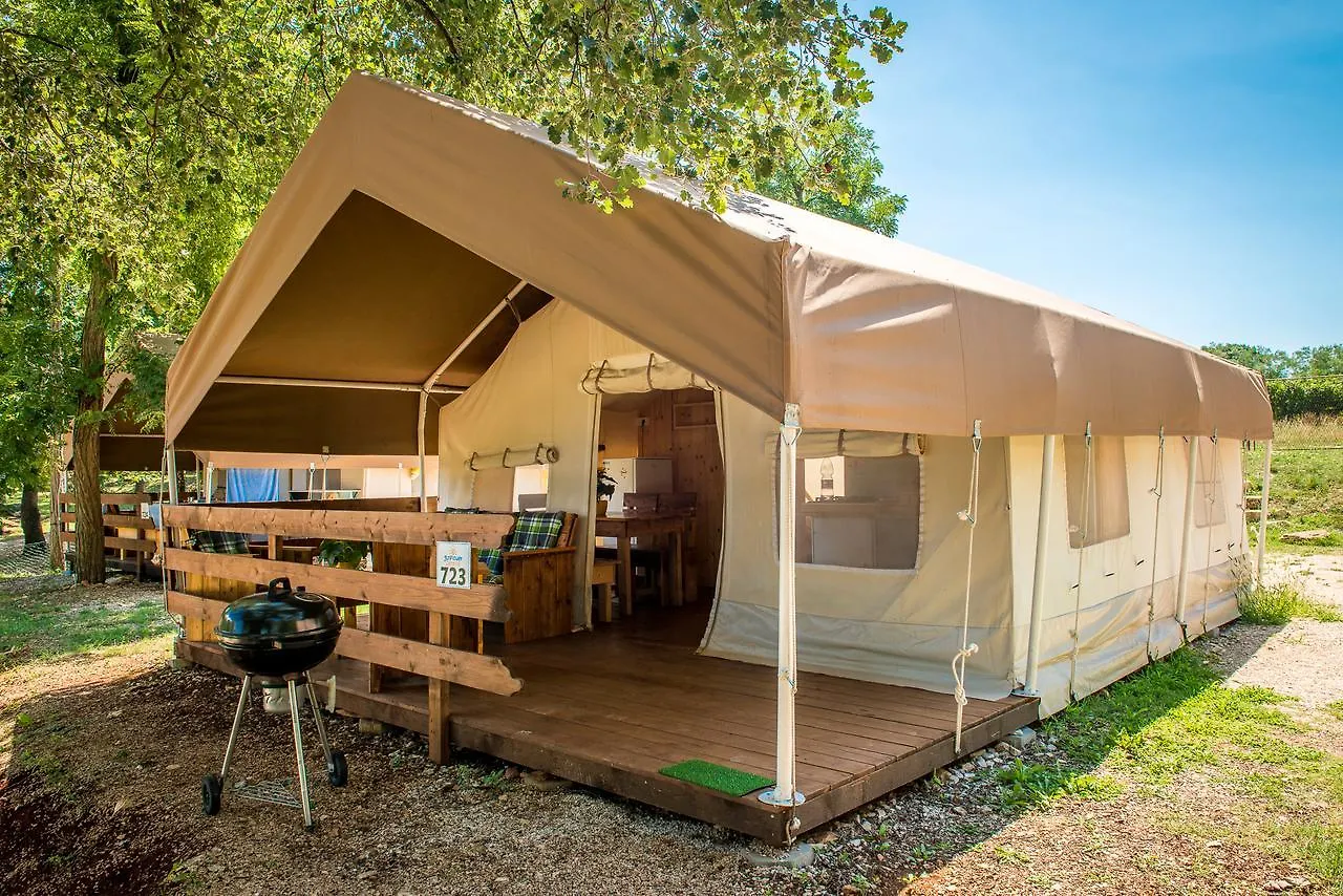 Sunflower Camping Villa Novigrad 4*, Mareda